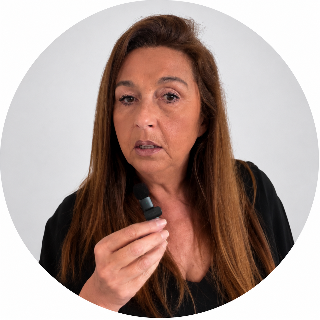 Silvana Avella, Martillera y Corredora Pública